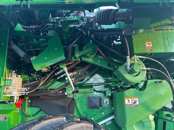 2024 John Deere S780 Combine