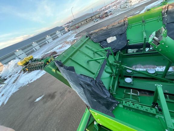 2024 John Deere S780 Combine