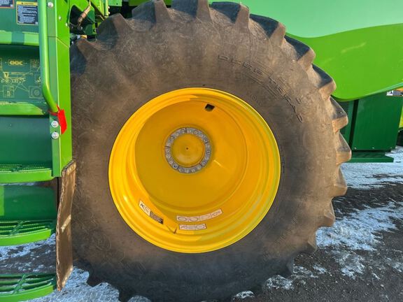 2024 John Deere S780 Combine