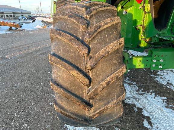 2024 John Deere S780 Combine