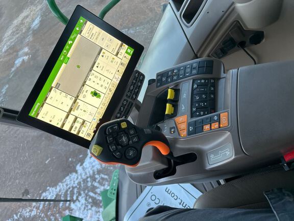 2024 John Deere S780 Combine