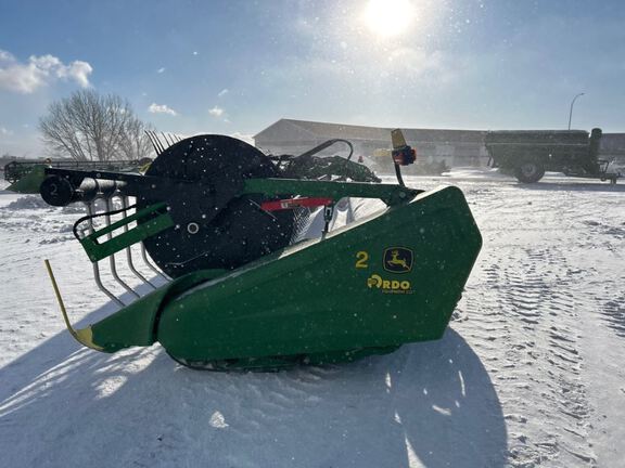 2023 John Deere HD40F Header Combine