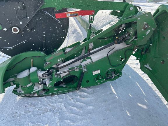 2023 John Deere HD40F Header Combine