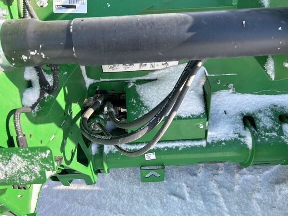 2023 John Deere HD40F Header Combine