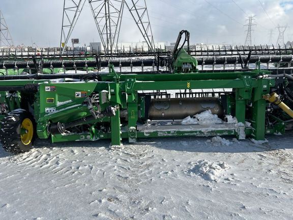 2023 John Deere HD40F Header Combine