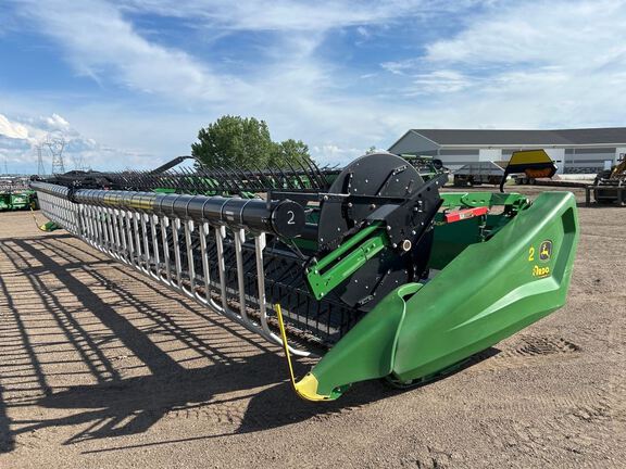 2023 John Deere HD40F Header Combine