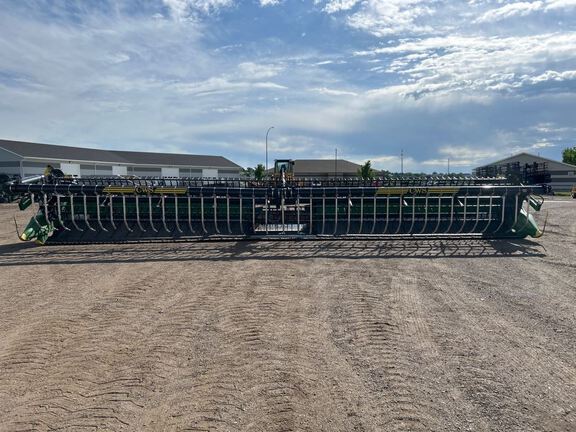 2023 John Deere HD40F Header Combine