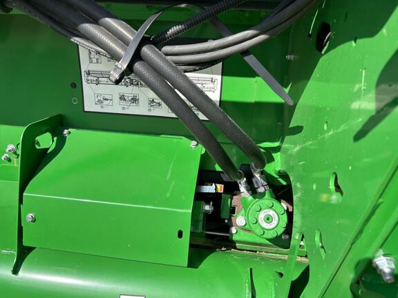 2023 John Deere HD40F Header Combine
