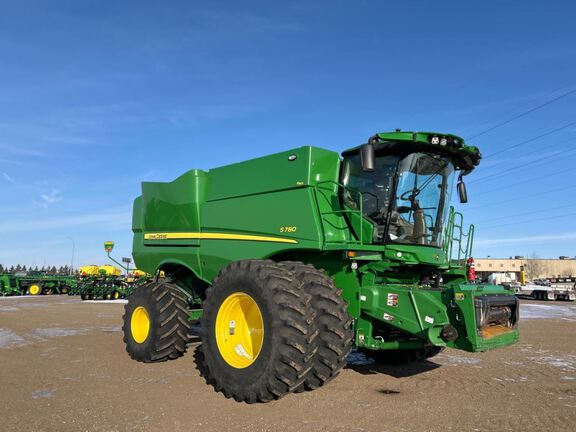 2024 John Deere S780 Combine