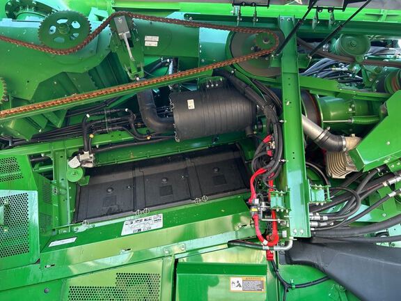 2024 John Deere S780 Combine