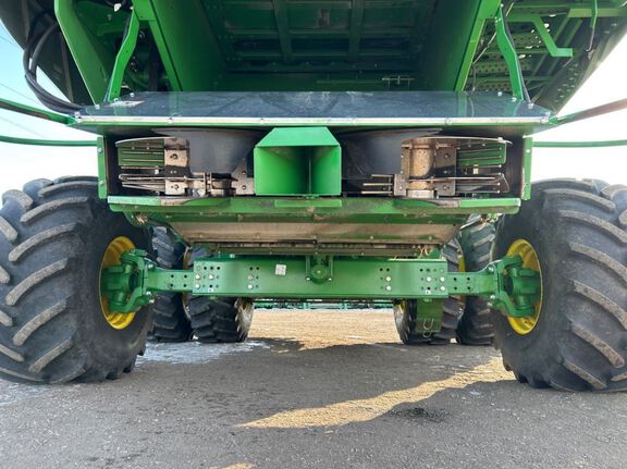 2024 John Deere S780 Combine