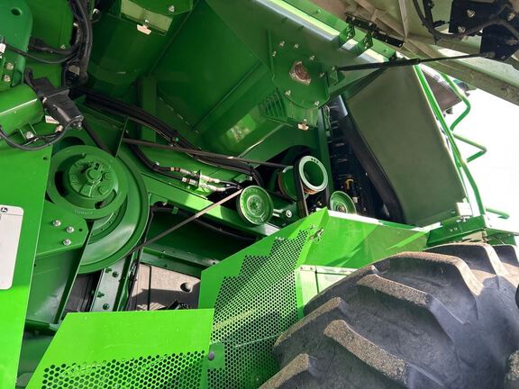 2024 John Deere S780 Combine
