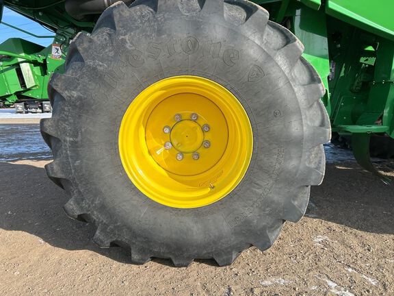 2024 John Deere S780 Combine