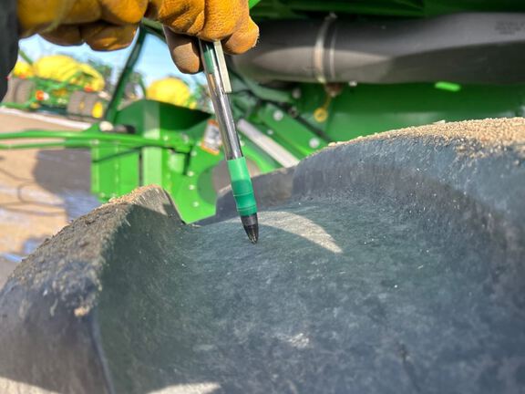 2024 John Deere S780 Combine