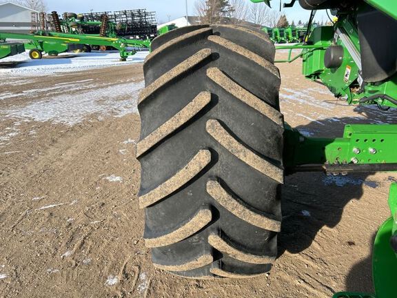 2024 John Deere S780 Combine