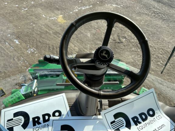 2024 John Deere S780 Combine