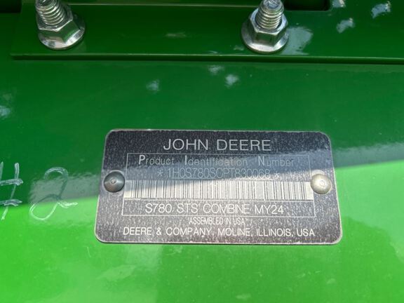 2024 John Deere S780 Combine