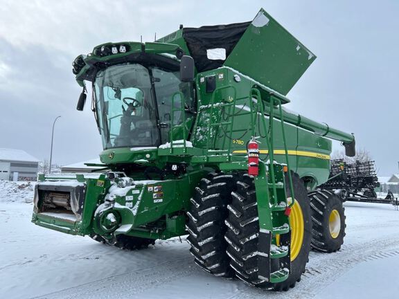 2024 John Deere S780 Combine