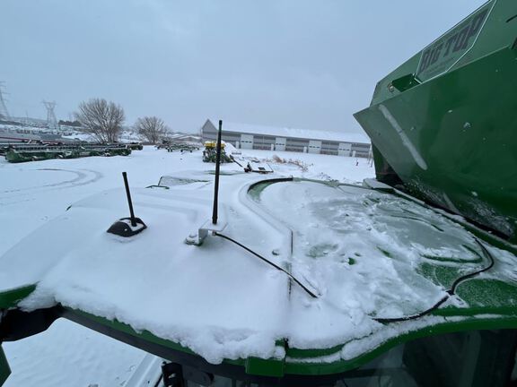 2024 John Deere S780 Combine