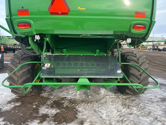 2024 John Deere S780 Combine