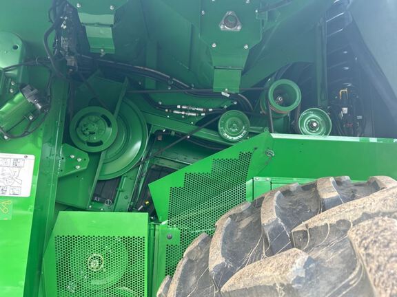 2024 John Deere S780 Combine