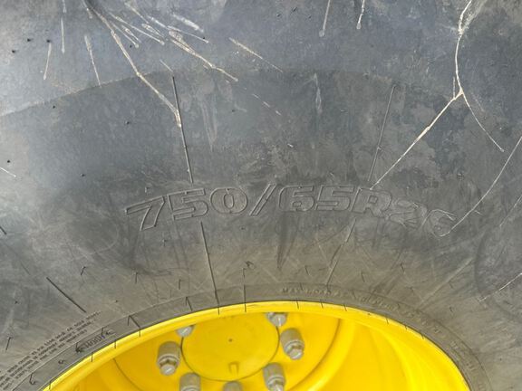 2024 John Deere S780 Combine