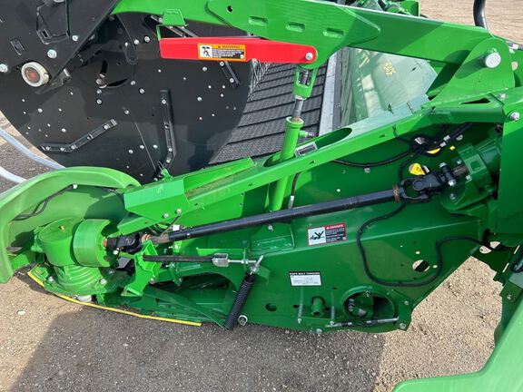 2023 John Deere HD40F Header Combine