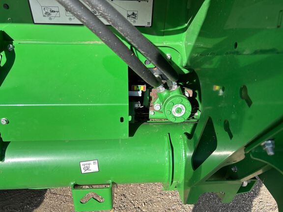 2023 John Deere HD40F Header Combine