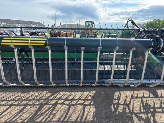 2023 John Deere HD40F Header Combine