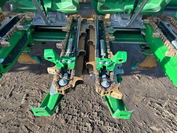 2024 John Deere C12R Header Corn Head