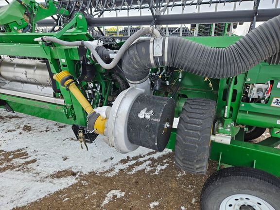 2023 John Deere HD40F Header Combine