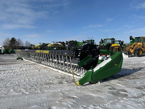 2023 John Deere HD40F Header Combine