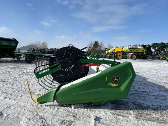 2023 John Deere HD40F Header Combine