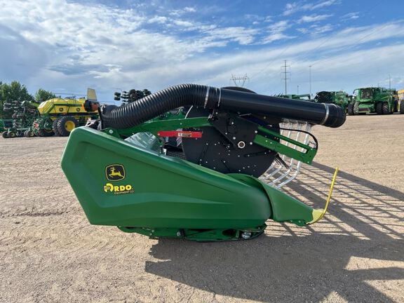 2023 John Deere HD40F Header Combine
