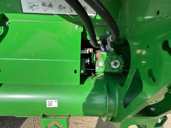 2023 John Deere HD40F Header Combine