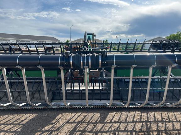2023 John Deere HD40F Header Combine