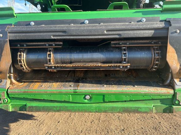 2024 John Deere S780 Combine