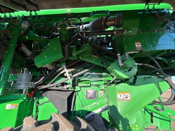 2024 John Deere S780 Combine