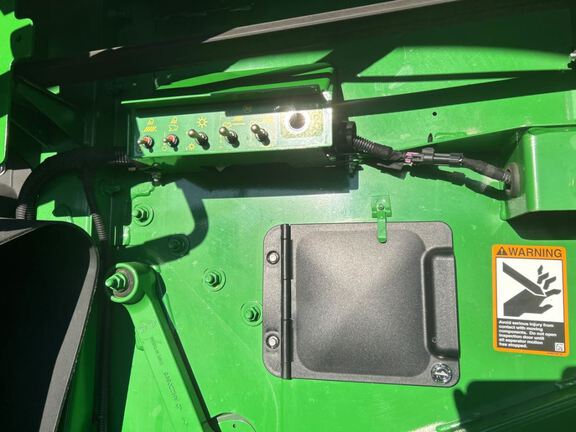 2024 John Deere S780 Combine