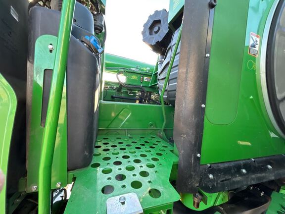 2024 John Deere S780 Combine