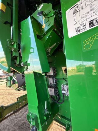 2024 John Deere S780 Combine
