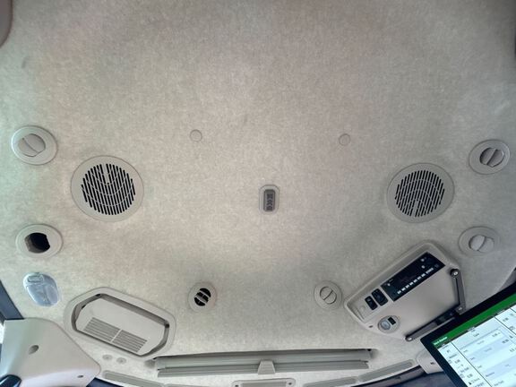 2024 John Deere S780 Combine