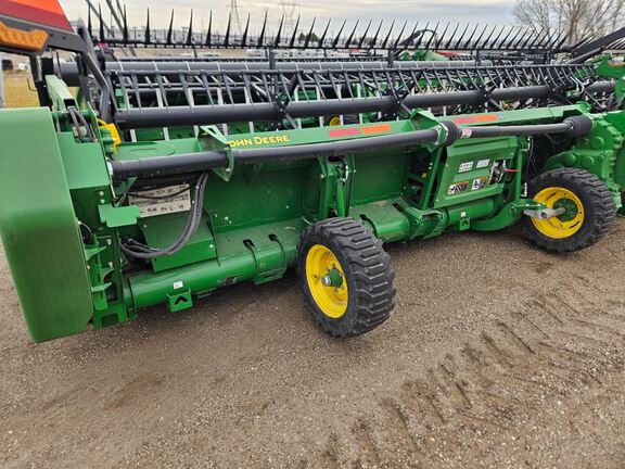 2023 John Deere HD40F Header Combine