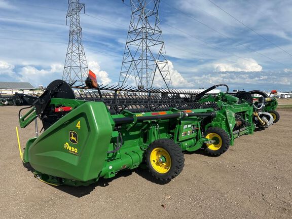 2023 John Deere HD40F Header Combine