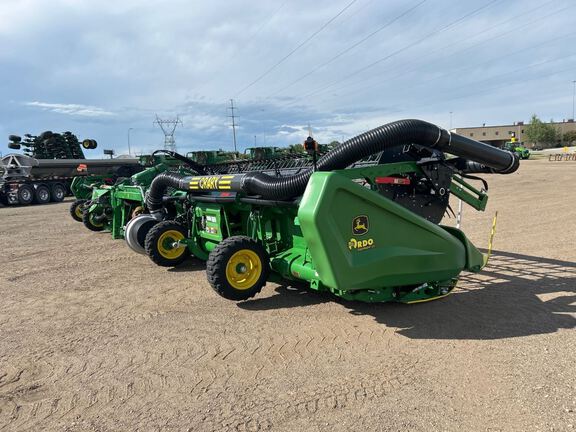 2023 John Deere HD40F Header Combine