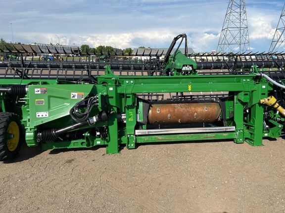 2023 John Deere HD40F Header Combine