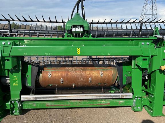 2023 John Deere HD40F Header Combine