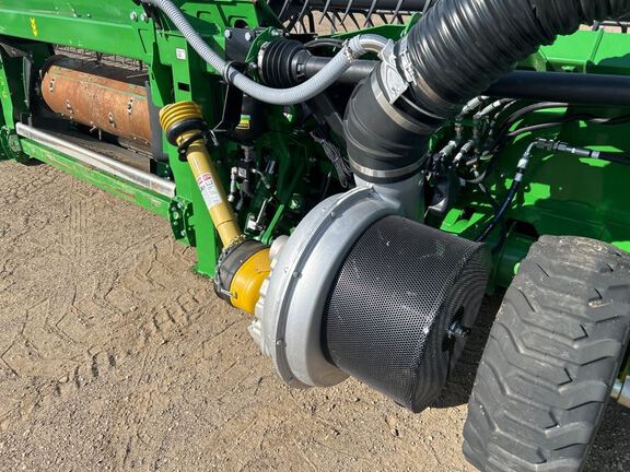2023 John Deere HD40F Header Combine