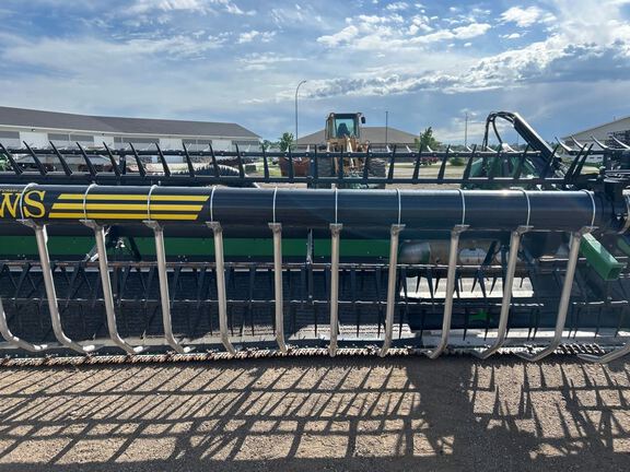 2023 John Deere HD40F Header Combine