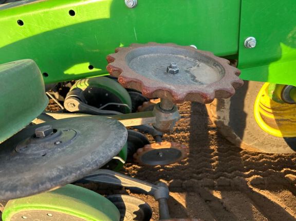 2023 John Deere N560 Air Seeder